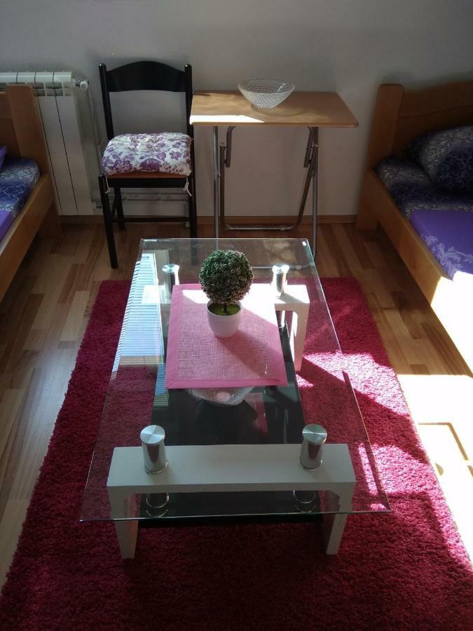 Buric Rooms Niksic ภายนอก รูปภาพ